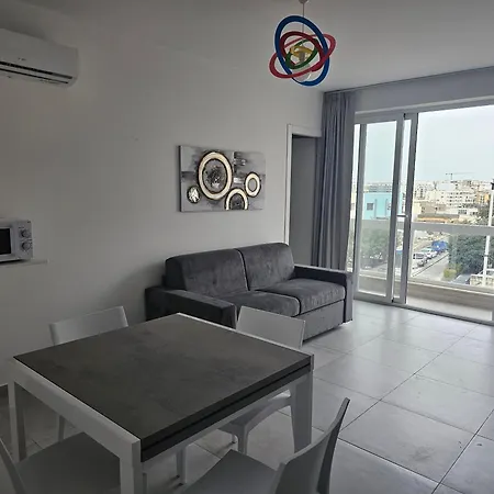 דירה One Bedroom *